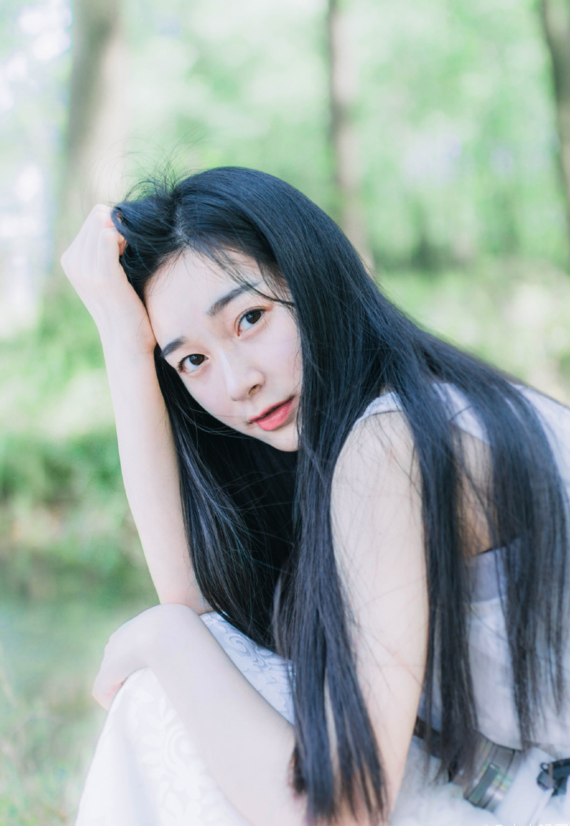 祝你，历遍山河，依然觉得人生值得。敬我，往后余生，水远山长安适如常。